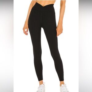 NEVER WORN Year of Ours Veronica Leggings